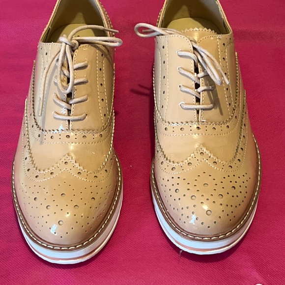 Steve Madden - Picture 2 of 7